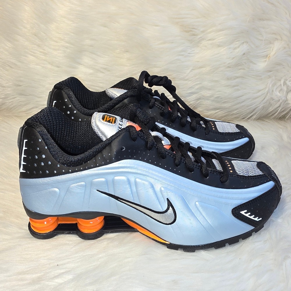 Nike Shox R4 Sneakers Women's Size 7 Blue Tint Silver Orange AR3565-401